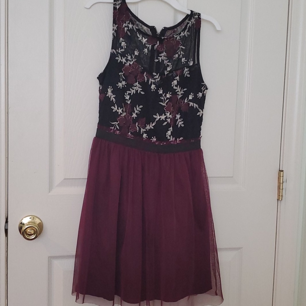 Junior's dress
